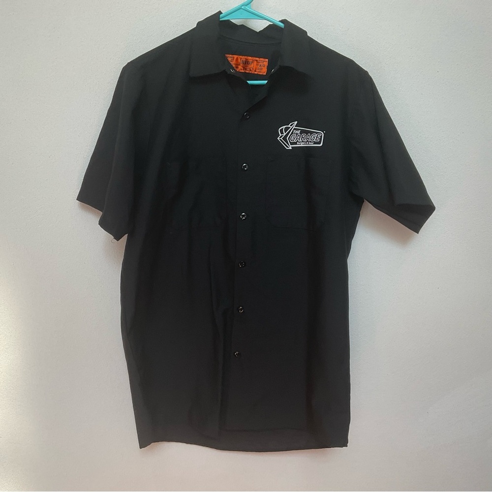 Red Kap Black, Red The Garage Burgers and Beer Button Down Size M Costume